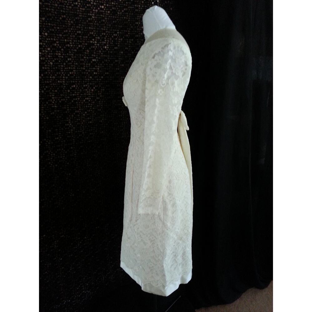 LORRIE DEB Creamy White Vintage Bridal Dress Sz 9 Long Sleeve Lace Wedding Dress - Picture 3 of 11